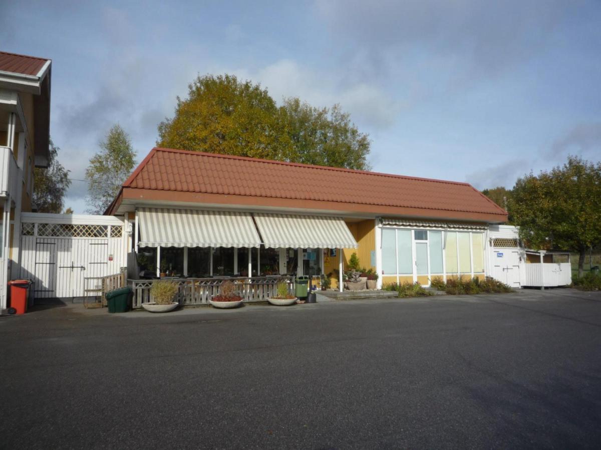 Haknaes Vandrarhem Järna Buitenkant foto